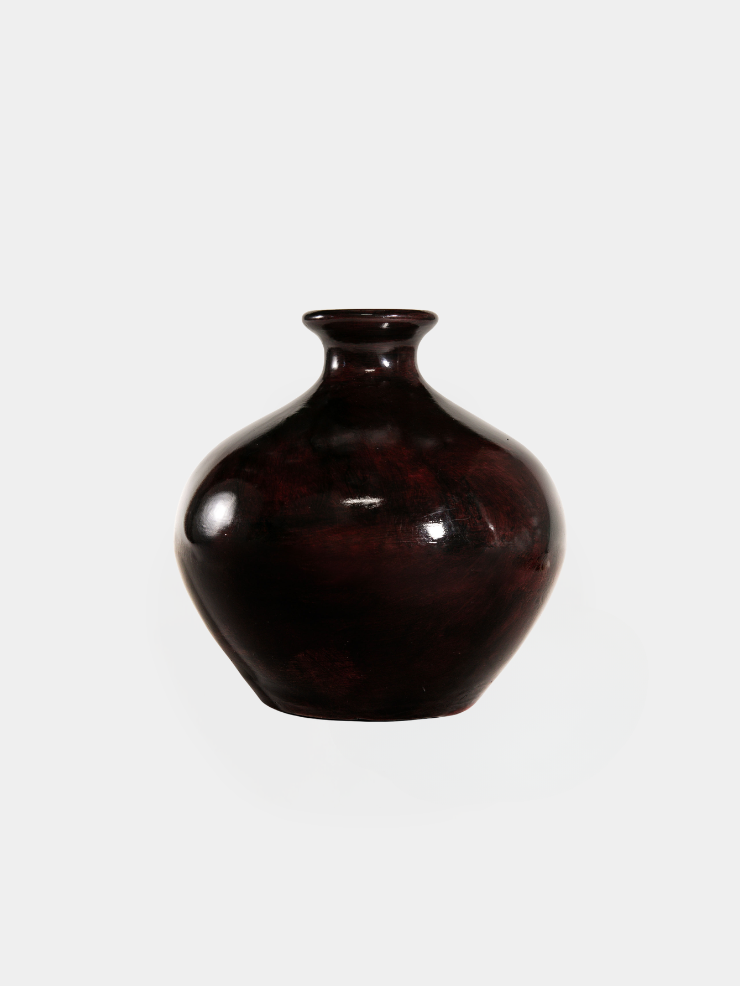 Dolores Vase